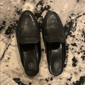 Urban outfitter mules